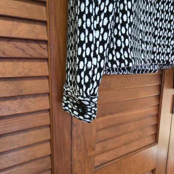 Chico's Woven Textured Black White Button Front Blazer Jacket Women's 0 - Small - Picture 6 of 7